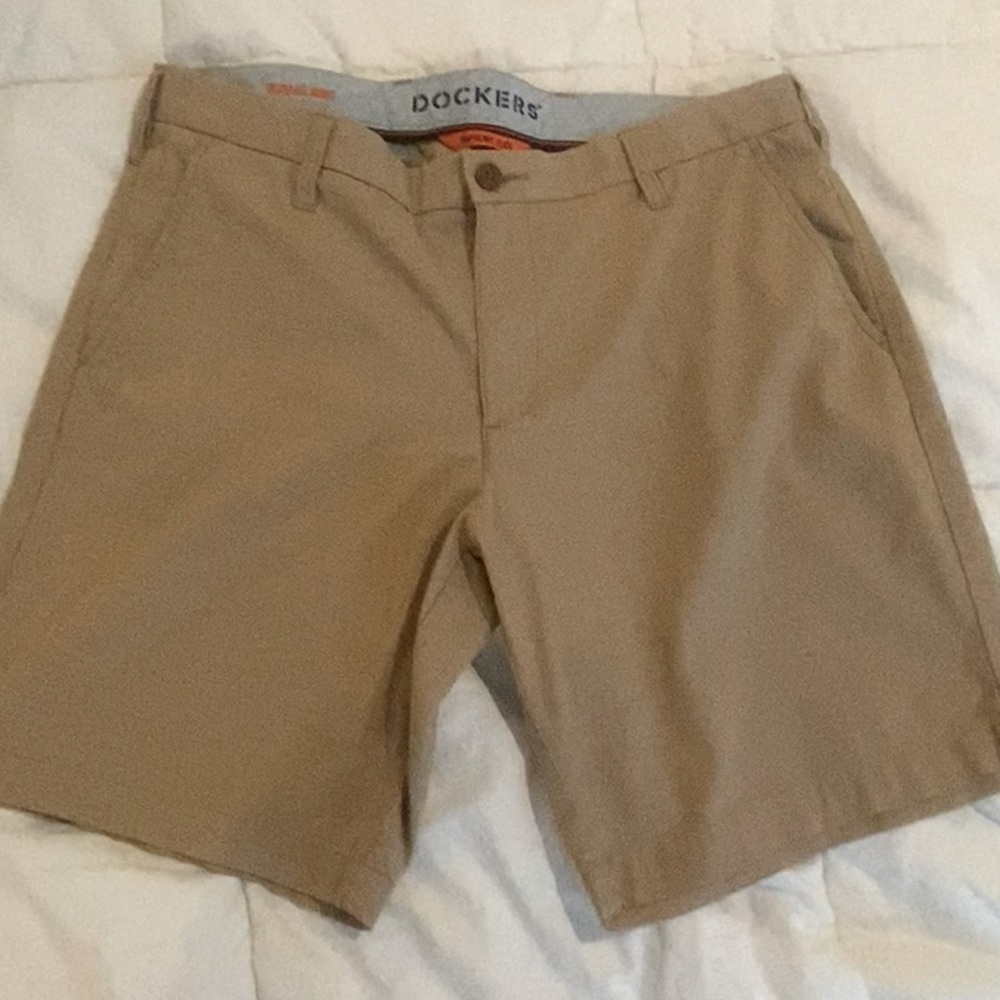 Mens Dockers shorts with 9” inseam.